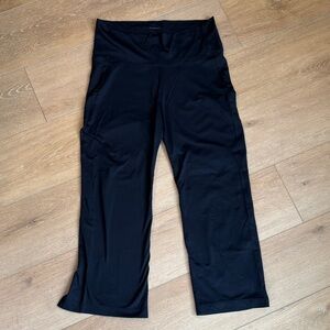 Patagonia Black Leggings, crop, wide bottom - Medium